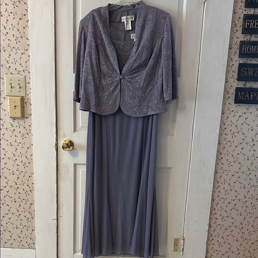 Elegant Lavender Women's Wedding Dress with Jacket